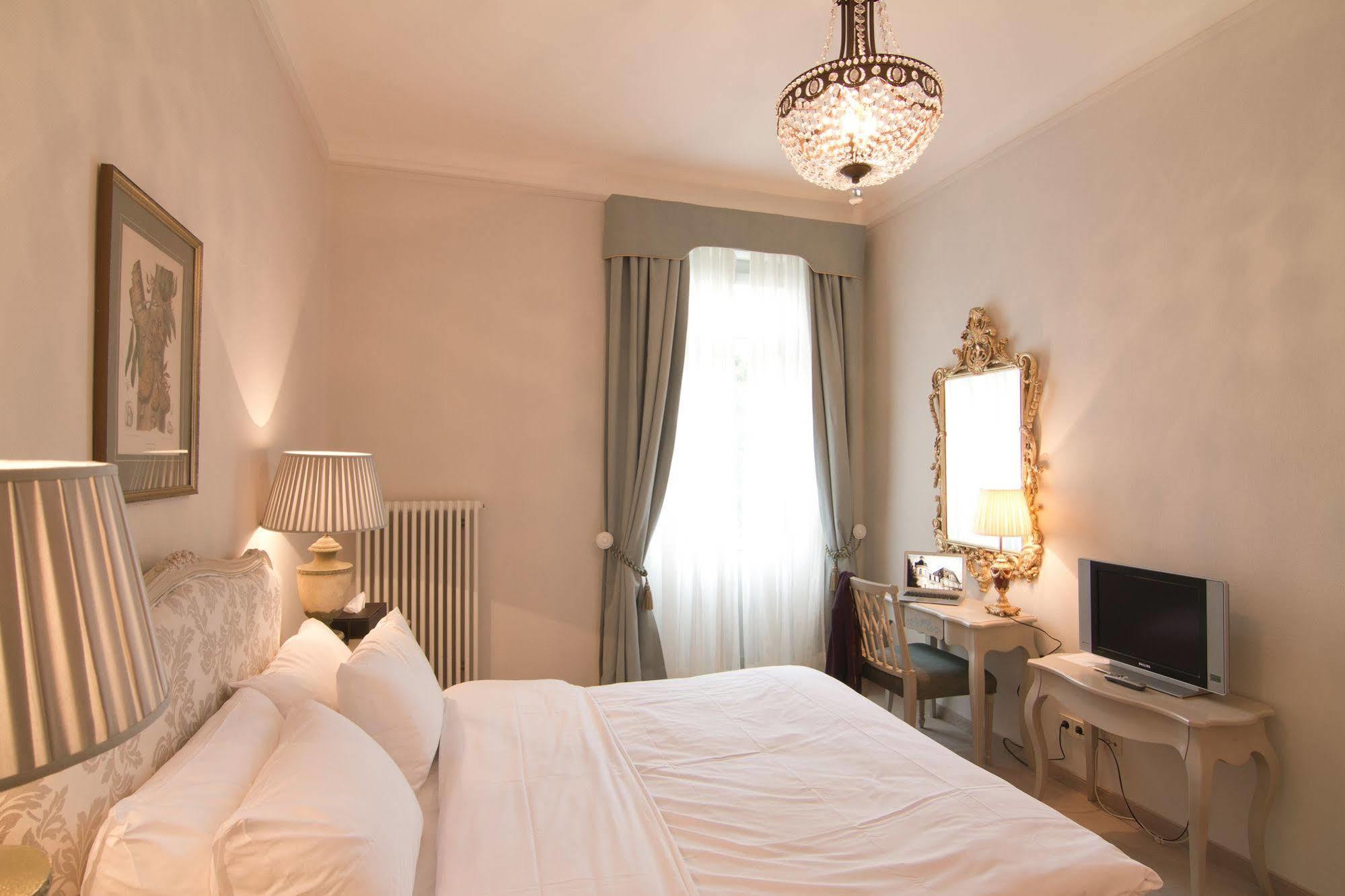 Hotel Romerbad Badenweiler Zewnętrze zdjęcie